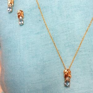 3-10-10goldtone beautiful set aqua stone and cz and matching earrings